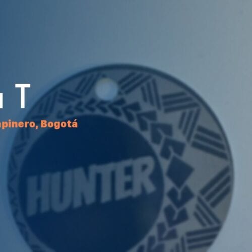 Placa QR para mascotas en Zona T, Chapinero — NexZoo